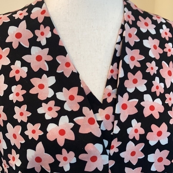 CAbi Harmony Floral Blouse Style # 5347 - Picture 4 of 7